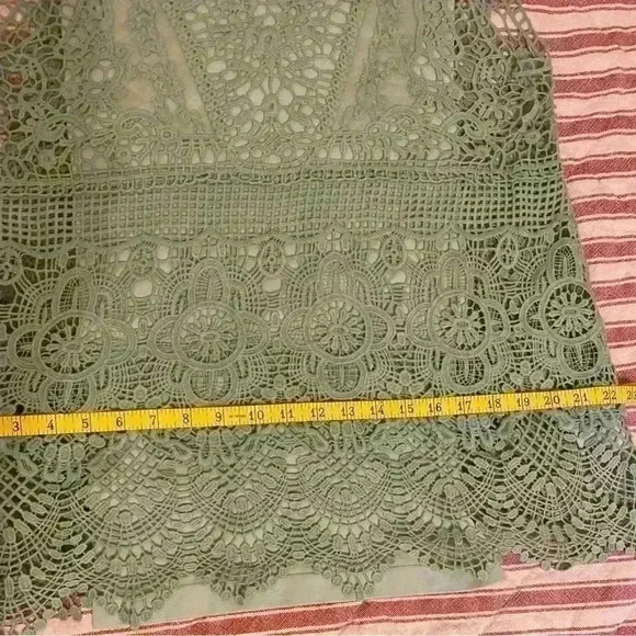 Simply Noelle Crochet Tank - Picture 7 of 9